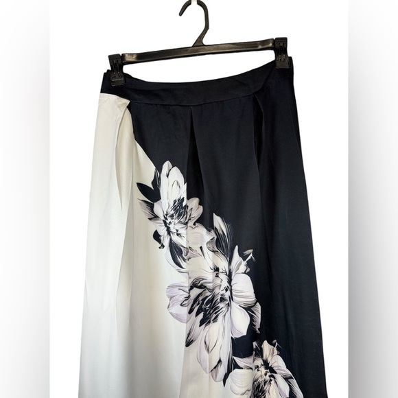 Shein beautiful plus size long skirt with floral designs size 2xl‎ - Picture 5 of 8